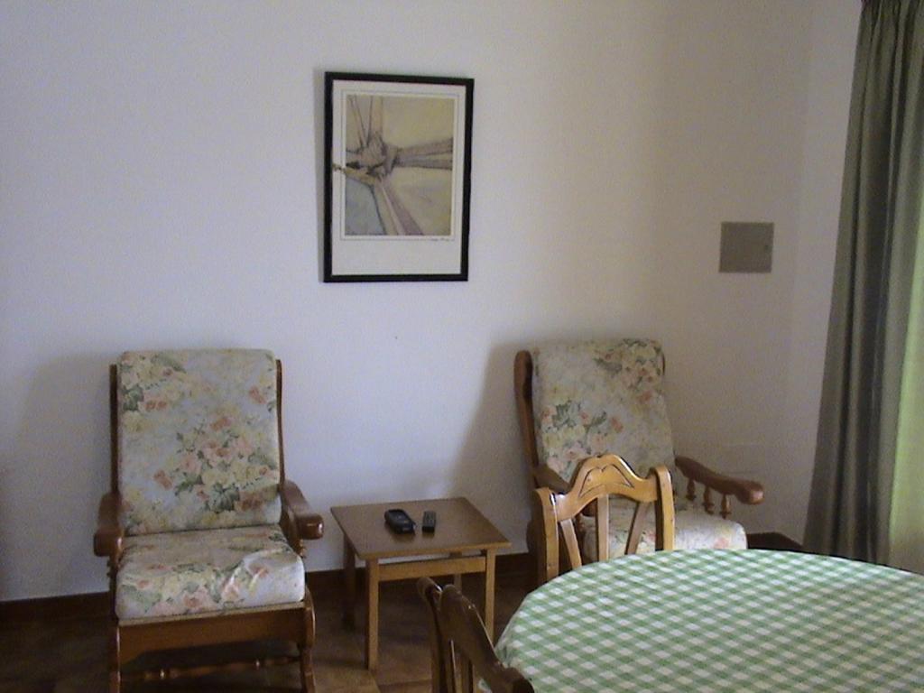 Apartamentos Arco Iris 蓬塔格罗萨 外观 照片